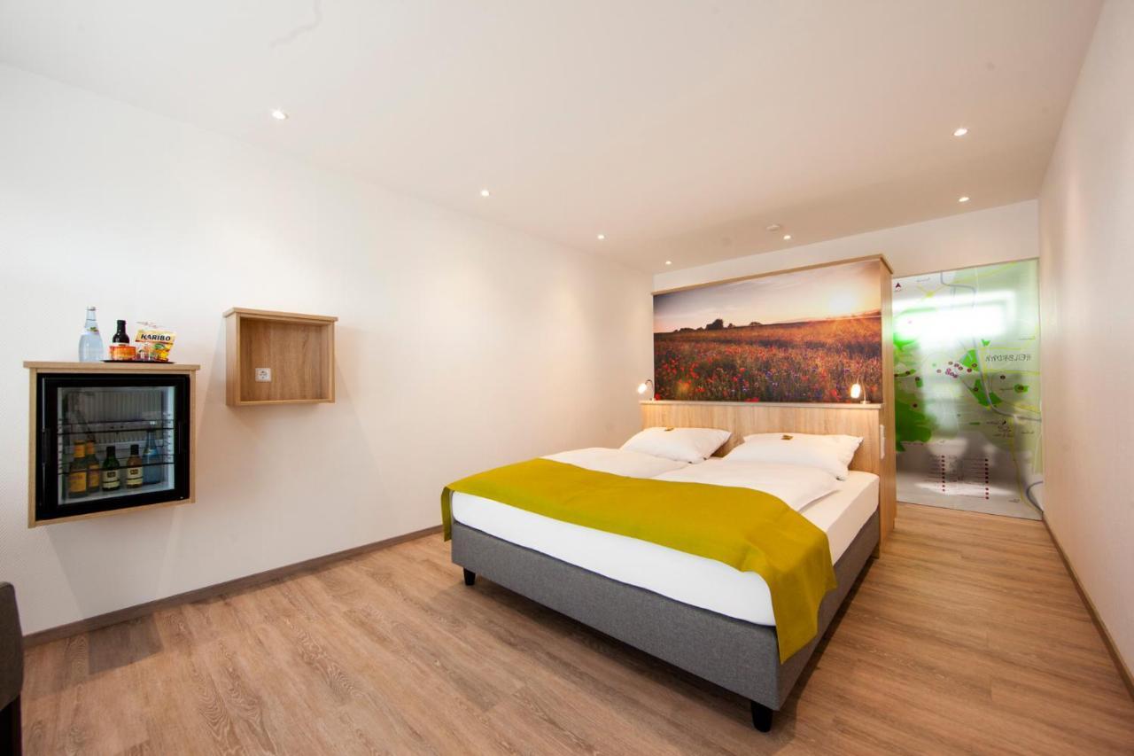 Cafe & Wein Gaestehaus Kurz Heilbronn Dış mekan fotoğraf