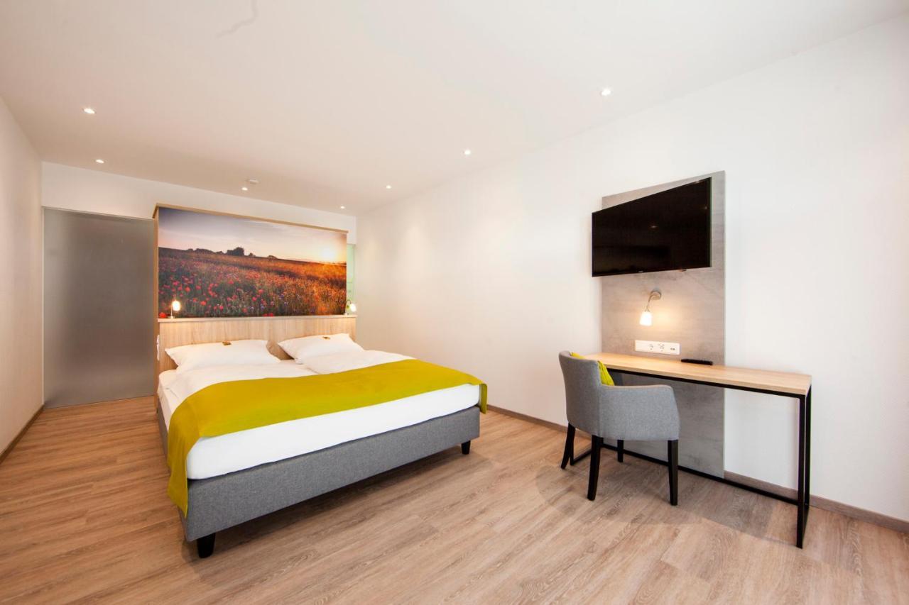 Cafe & Wein Gaestehaus Kurz Heilbronn Dış mekan fotoğraf