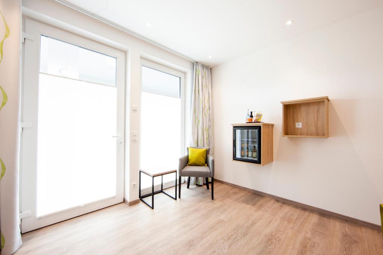Cafe & Wein Gaestehaus Kurz Heilbronn Dış mekan fotoğraf